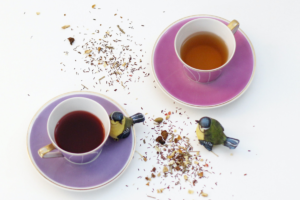 Turkish breakfast drinks, black tea and hazelnut roasted coffee.