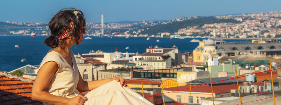 Beauty in Istanbul. Welcome to tourists since the dark ages.