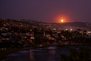 Laguna Beach, California. Dining, wine and art.